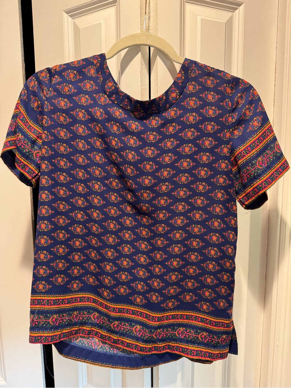 Boxy Top with Floral Print, Paper Dolls, sz Medium